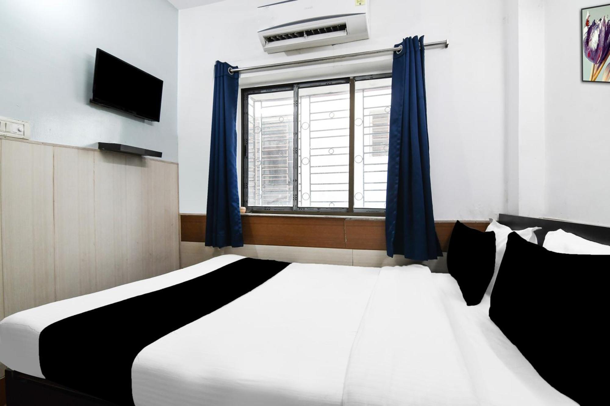 Hotel O Biswa Bangla Sarani Kolkata Bagian luar foto
