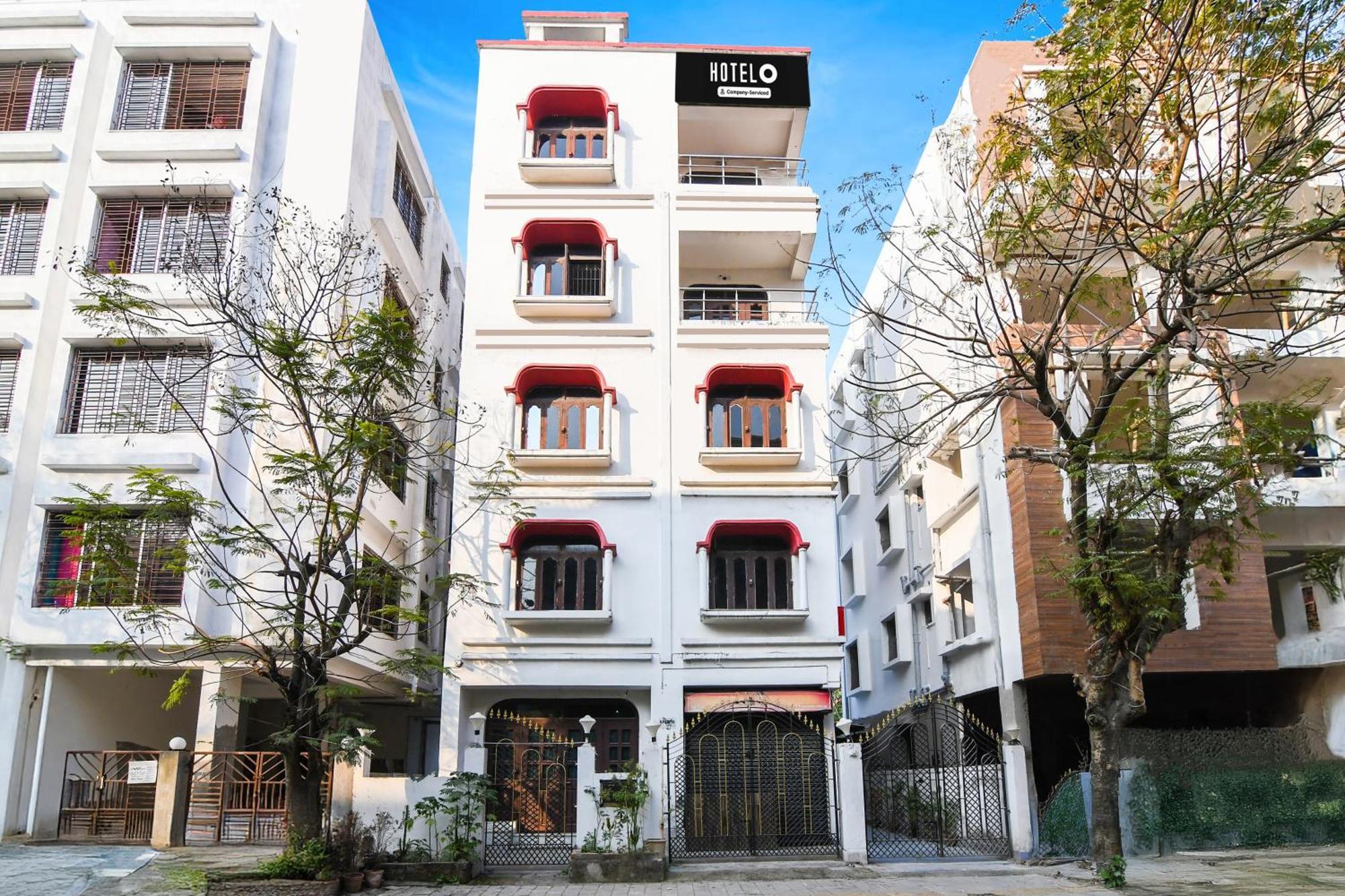 Hotel O Biswa Bangla Sarani Kolkata Bagian luar foto